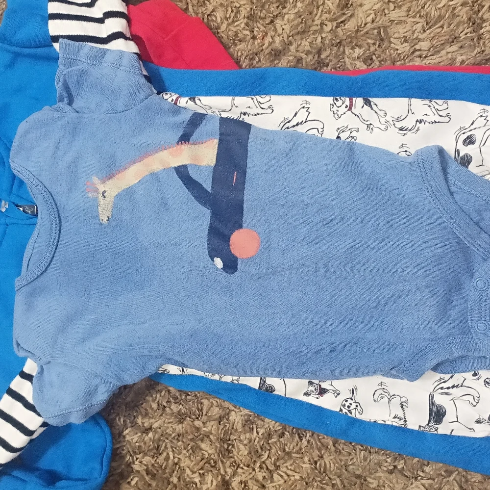 Bundle - Picture 6 of 6